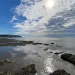 A 50m Reves Tranquilles Les Bains De Lägenhet *