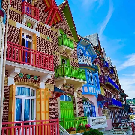 A 50m Reves Tranquilles Les Bains De Apartment