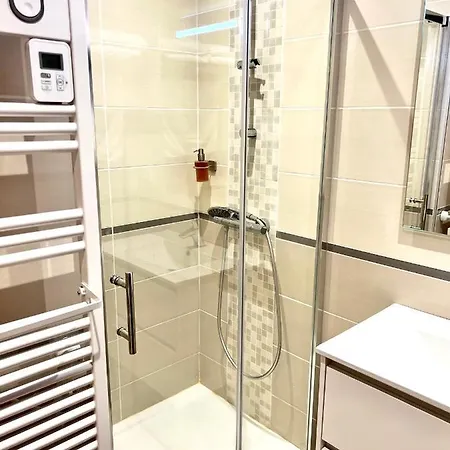 A 50m Reves Tranquilles Les Bains De